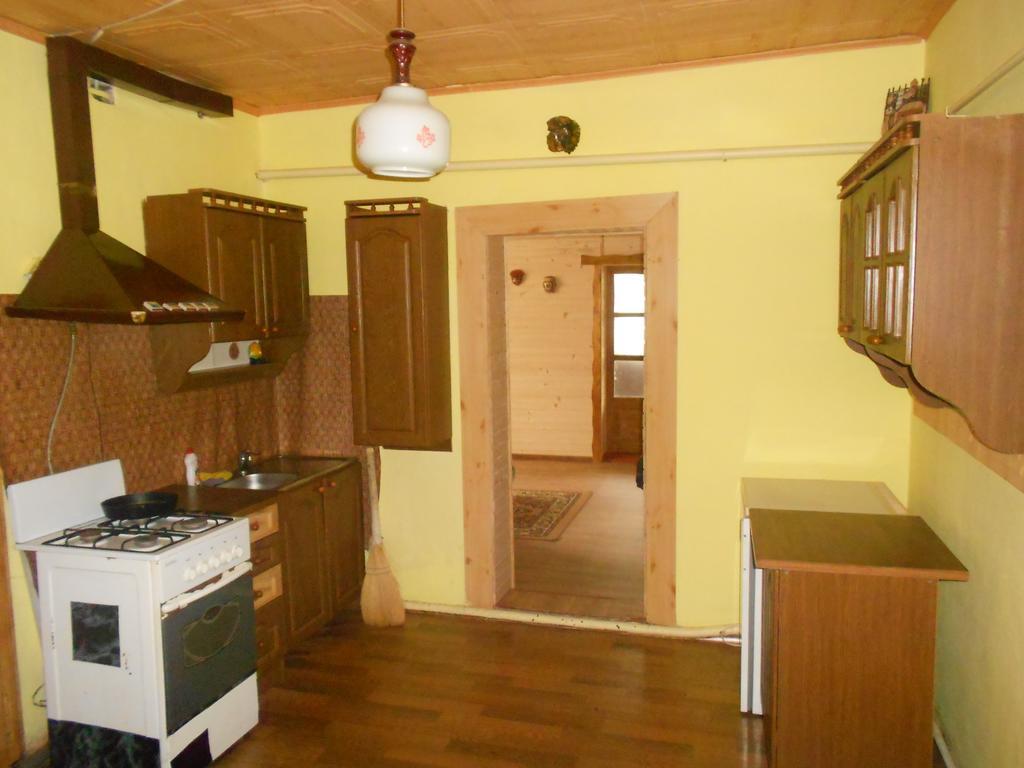 Sadyba Karpatskyi Vedmid Kosiv Ngoại thất bức ảnh