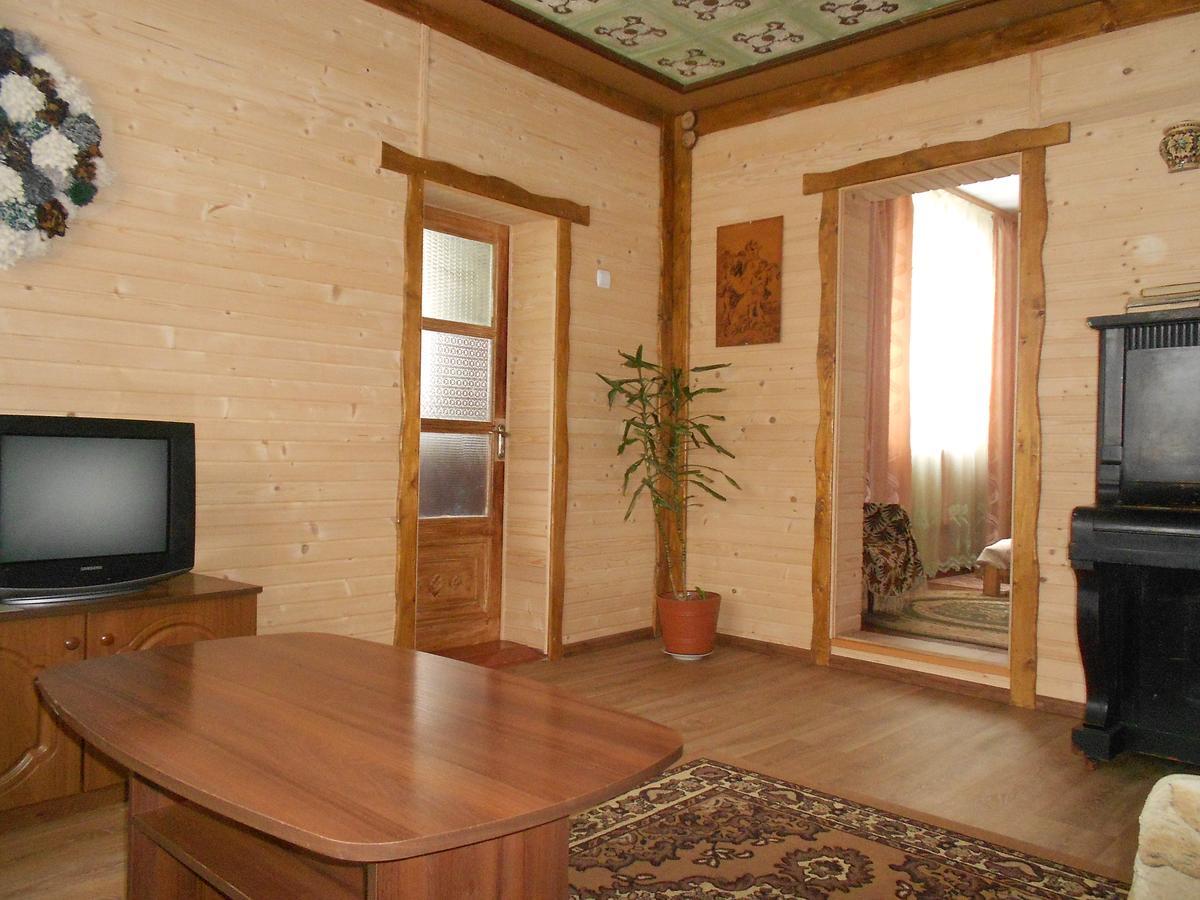 Sadyba Karpatskyi Vedmid Kosiv Ngoại thất bức ảnh